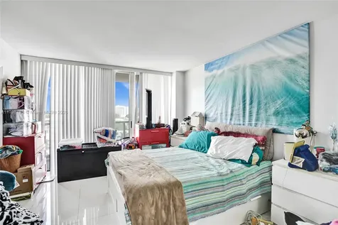 7330 Ocean Terrace Miami Beach FL 33141