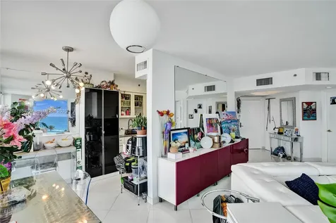 7330 Ocean Terrace Miami Beach FL 33141
