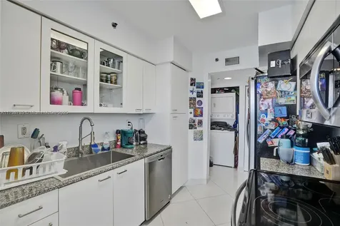 7330 Ocean Terrace Miami Beach FL 33141