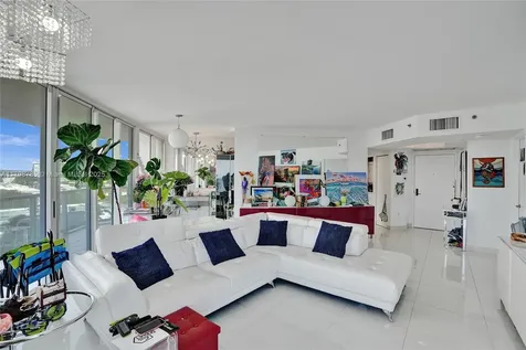 7330 Ocean Terrace Miami Beach FL 33141