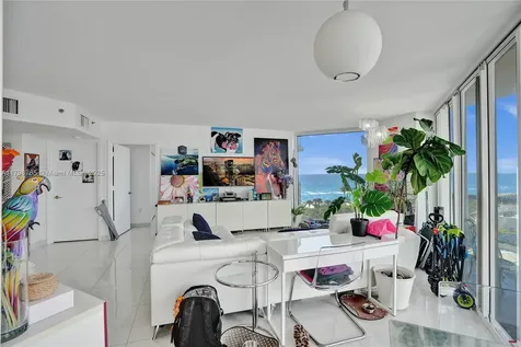 7330 Ocean Terrace Miami Beach FL 33141