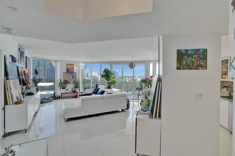 7330 Ocean Terrace Miami Beach FL 33141