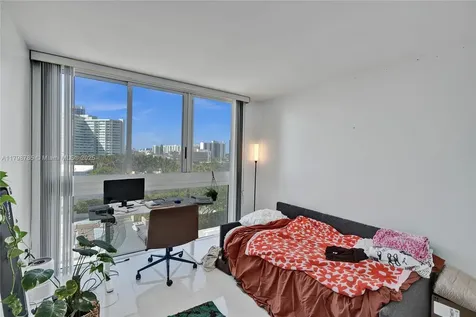 7330 Ocean Terrace Miami Beach FL 33141