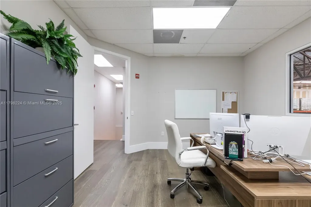 1200 S Rogers Circle Boca Raton FL 33487