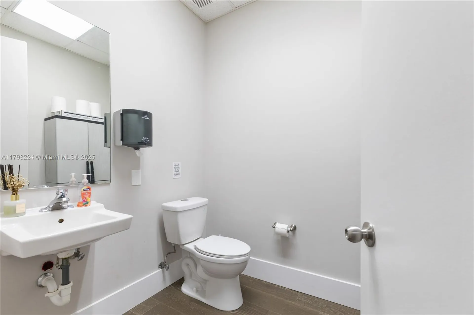 1200 S Rogers Circle Boca Raton FL 33487