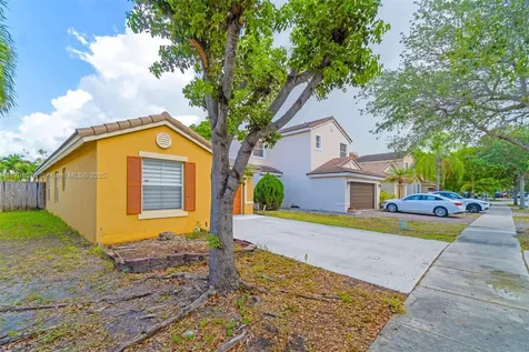 1917 SE 14th Court Homestead FL 33035