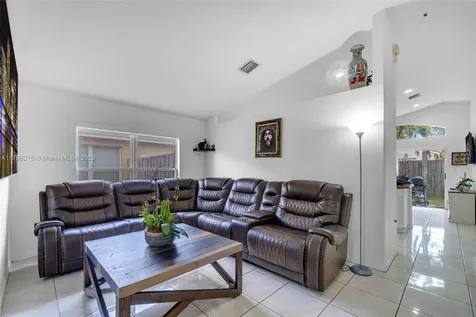 1917 SE 14th Court Homestead FL 33035
