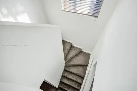 1233 Hampton Boulevard North Lauderdale FL 33068