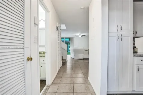 1233 Hampton Boulevard North Lauderdale FL 33068