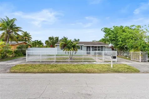 11415 SW 226th Street Miami FL 33170