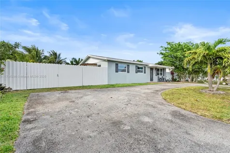 11415 SW 226th Street Miami FL 33170