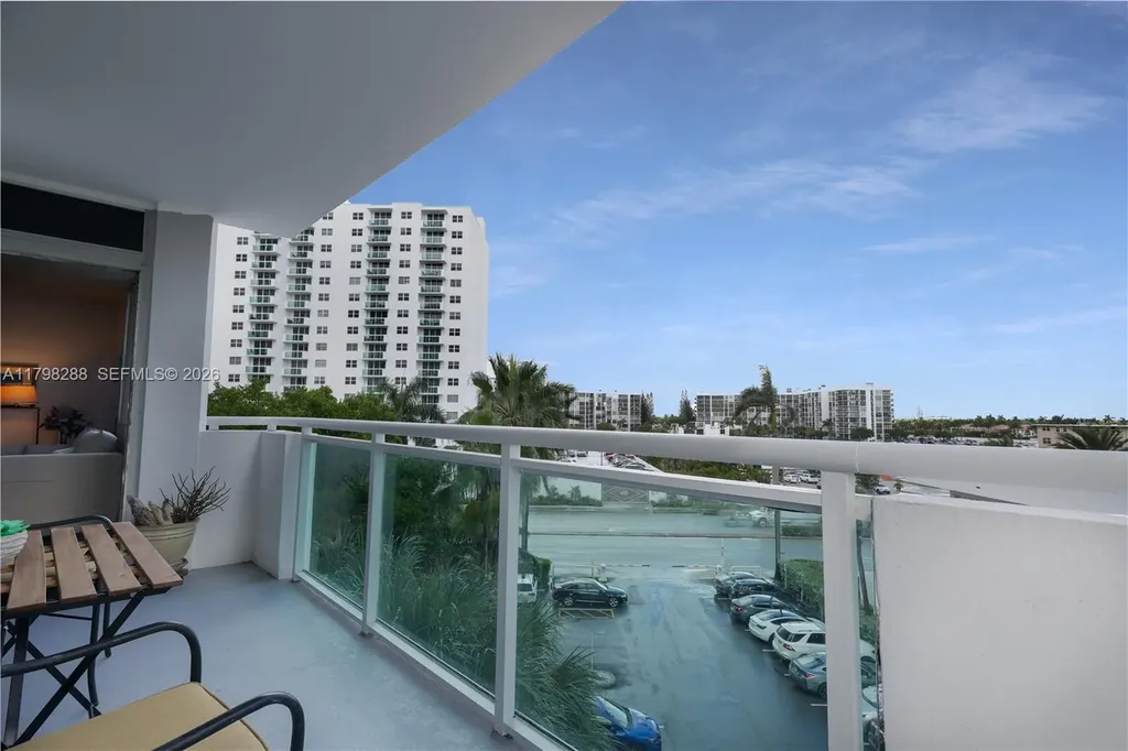 3001 S Ocean Drive Hollywood FL 33019