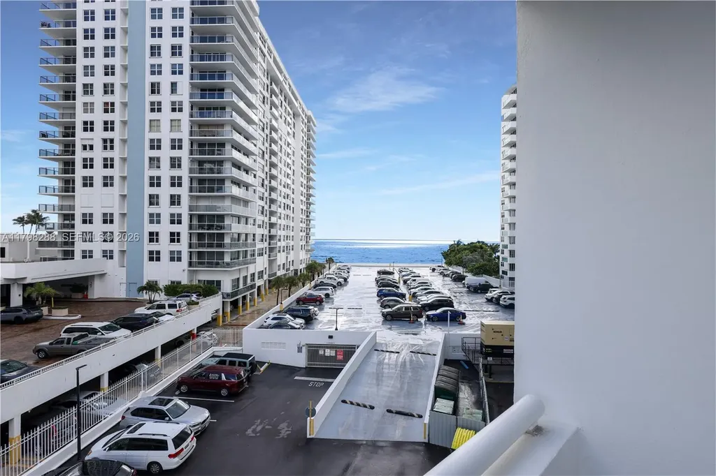 3001 S Ocean Drive Hollywood FL 33019