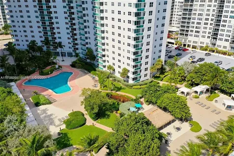 3001 S Ocean Drive Hollywood FL 33019