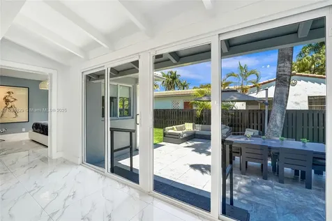626 S 13th Avenue Hollywood FL 33019