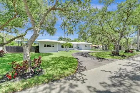 626 S 13th Avenue Hollywood FL 33019