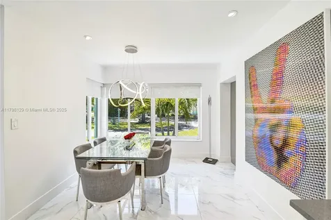 626 S 13th Avenue Hollywood FL 33019