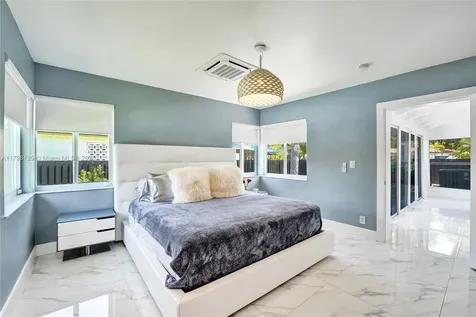 626 S 13th Avenue Hollywood FL 33019