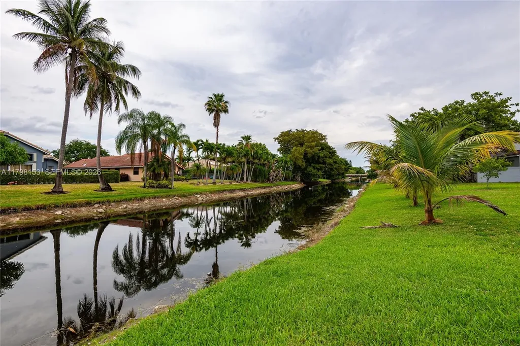 216 NW 118th Drive Coral Springs FL 33071