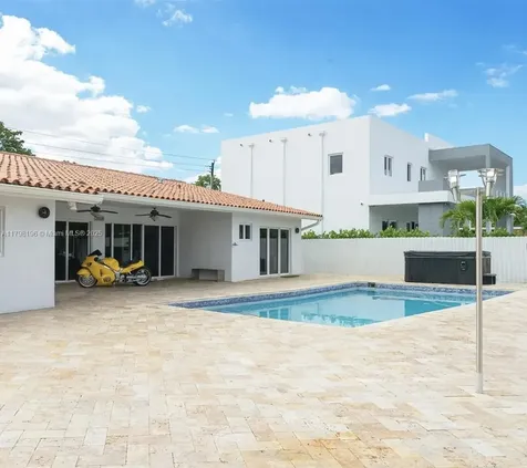 2055 Keystone Boulevard North Miami FL 33181