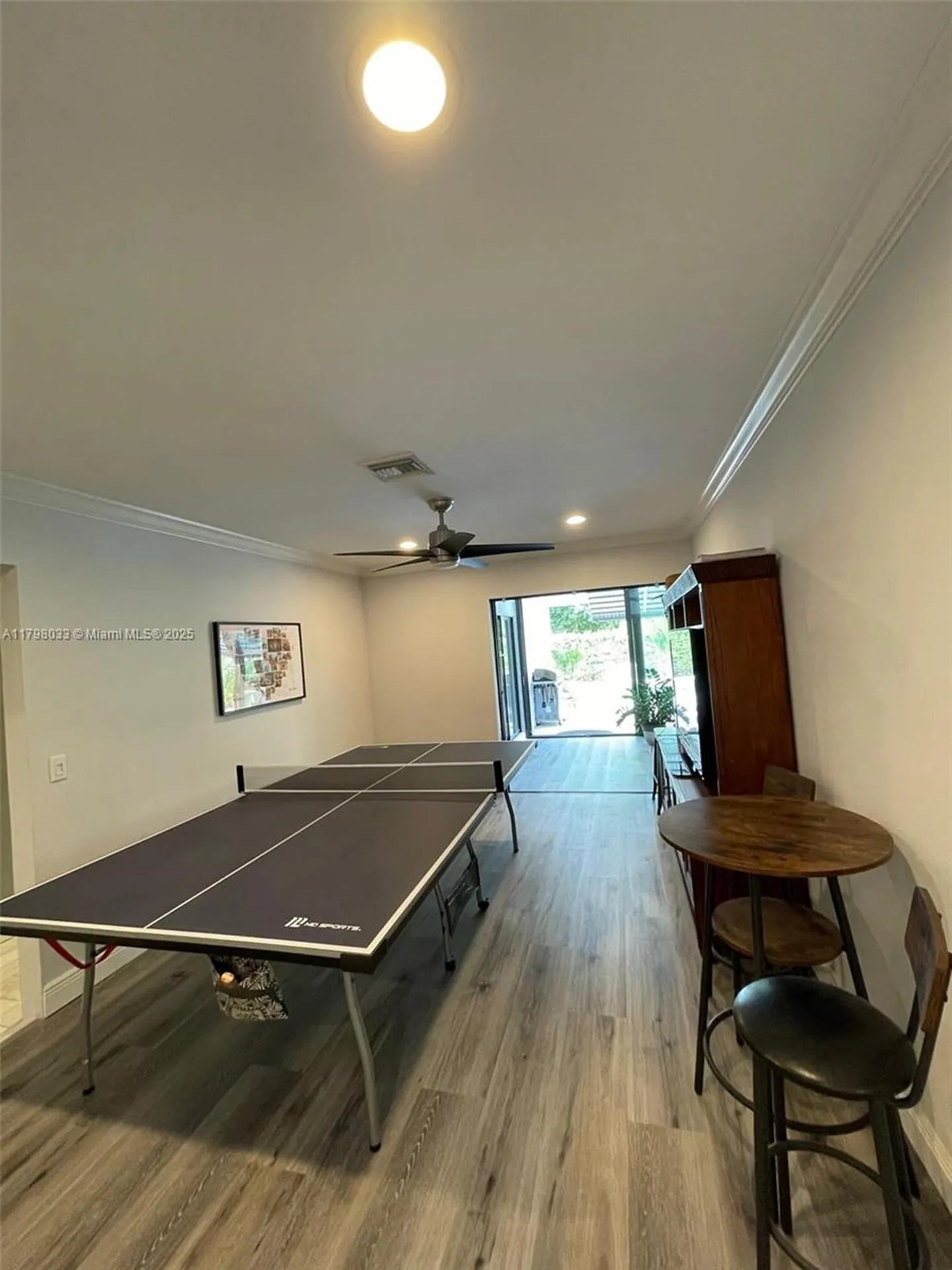 2230 N 50th Avenue Hollywood FL 33021