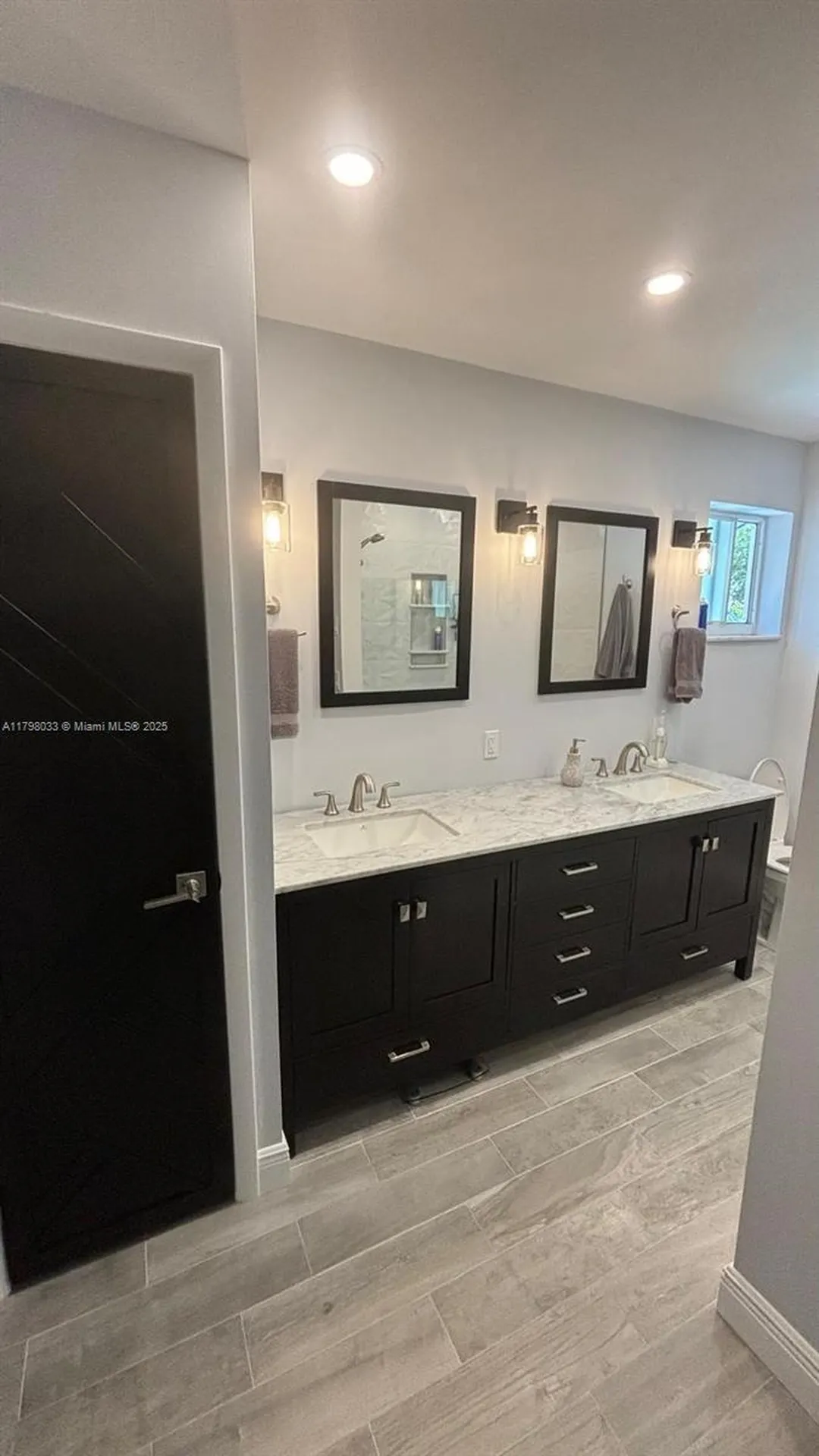 2230 N 50th Avenue Hollywood FL 33021