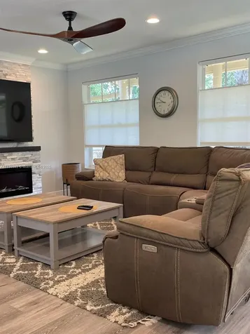 2230 N 50th Avenue Hollywood FL 33021
