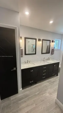 2230 N 50th Avenue Hollywood FL 33021