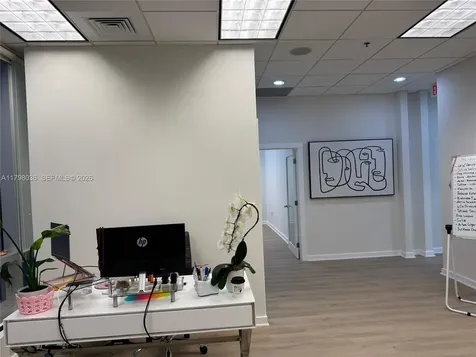 20900 NE 30th Avenue Aventura FL 33180