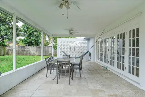 5510 SW 6th Street Plantation FL 33317
