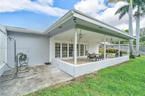 5510 SW 6th Street Plantation FL 33317
