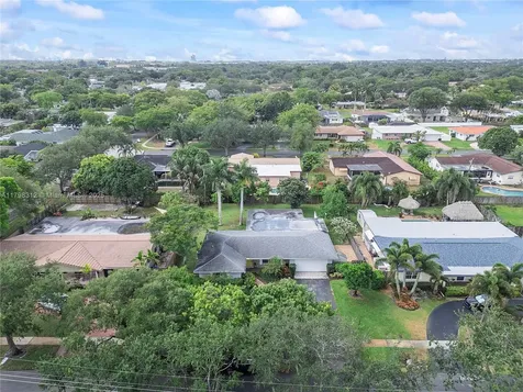 5510 SW 6th Street Plantation FL 33317
