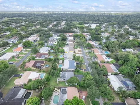 5510 SW 6th Street Plantation FL 33317