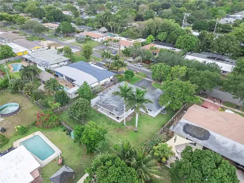 5510 SW 6th Street Plantation FL 33317