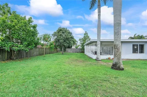 5510 SW 6th Street Plantation FL 33317