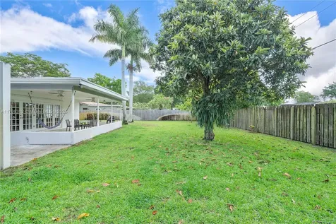 5510 SW 6th Street Plantation FL 33317