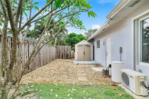 5510 SW 6th Street Plantation FL 33317