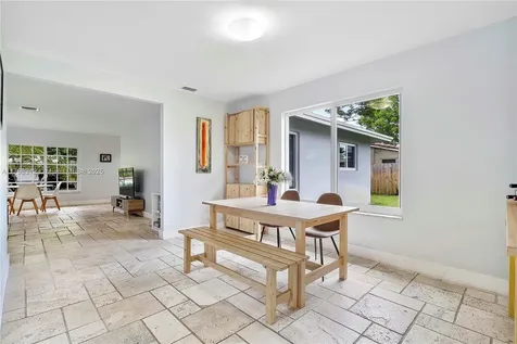5510 SW 6th Street Plantation FL 33317