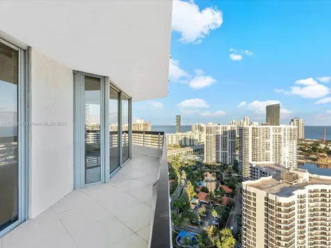 3530 Mystic Pointe Drive Aventura FL 33180