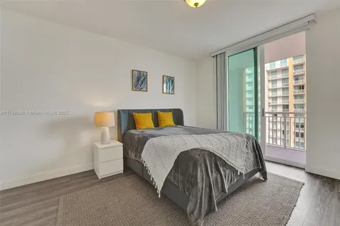 1745 E Hallandale Beach Boulevard Hallandale Beach FL 33009