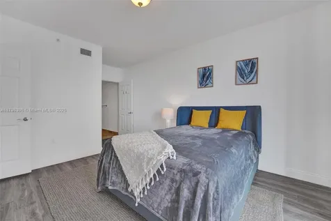 1745 E Hallandale Beach Boulevard Hallandale Beach FL 33009