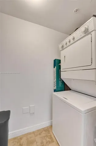 1745 E Hallandale Beach Boulevard Hallandale Beach FL 33009