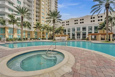 1745 E Hallandale Beach Boulevard Hallandale Beach FL 33009