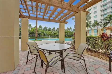 1745 E Hallandale Beach Boulevard Hallandale Beach FL 33009