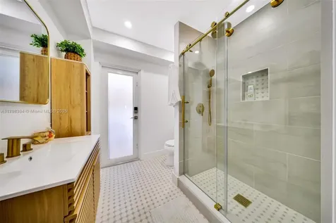 129 Nautilus Drive Islamorada FL 33036