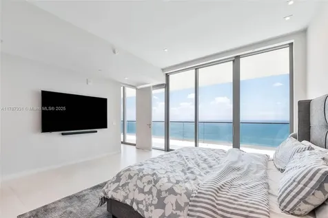 18975 Collins Avenue Sunny Isles Beach FL 33160
