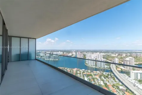 18975 Collins Avenue Sunny Isles Beach FL 33160