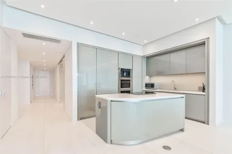18975 Collins Avenue Sunny Isles Beach FL 33160