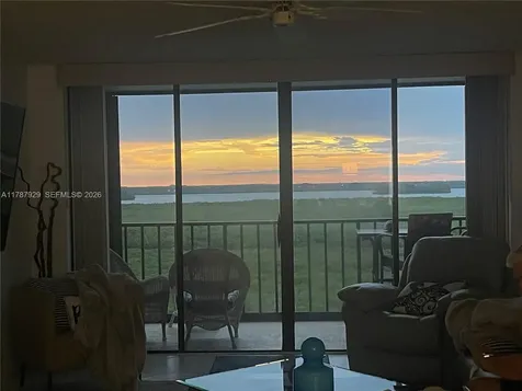 5047 N Highway A1a Hutchinson Island FL 34949