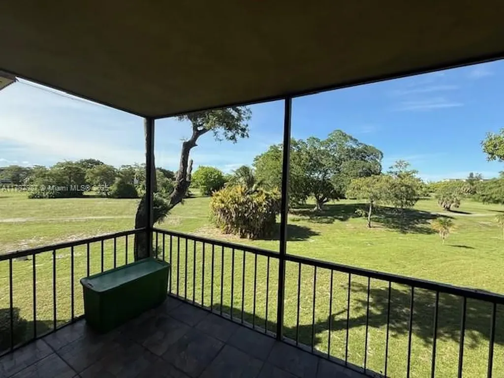 6101 N Falls Circle Drive Lauderhill FL 33319